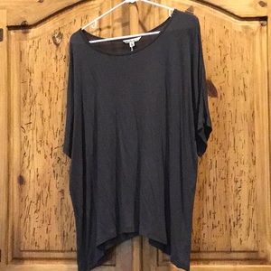 Cabi 495 edge tee slouchy shirt